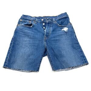 LEVI's 501 distressed denim shorts size W26
